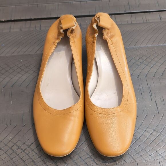 Everlane Mustard Yellow Leather Block Heels - Picture 5 of 15